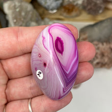 Chargez l'image dans la visionneuse de la galerie, Pink Banded Agate Palm Stone #02