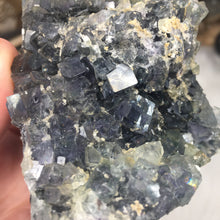 Chargez l'image dans la visionneuse de la galerie, Fluorite Cube Specimen #3
