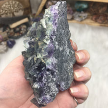 Chargez l'image dans la visionneuse de la galerie, Fluorite Cube Specimen #7