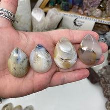 Bild in Galerie-Viewer laden, Dendritic Agate Teardrop