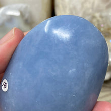 将图像加载到图库查看器中,Angelite Palm Stone #15