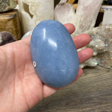 将图像加载到图库查看器中,Angelite Palm Stone #15