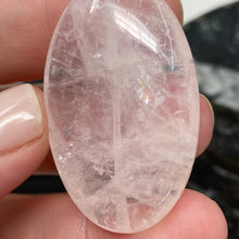 Load image into Gallery viewer, Rose Quartz Large Oval 40x24mm AAA Grade Beads