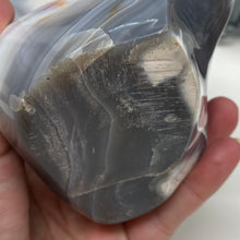 Bild in Galerie-Viewer laden, Orca Agate Stone Flame ~ 5.77" x 4.40" x 3.55"
