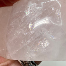 将图像加载到图库查看器中,Rose Quartz Heart Bowl #03