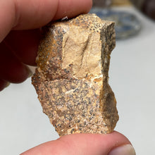 Chargez l'image dans la visionneuse de la galerie, Vanadinite #01 with Dendrites