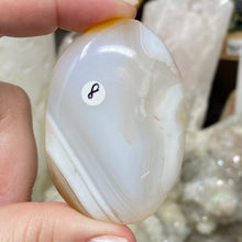 Bild in Galerie-Viewer laden, Agate Palm Stone #08