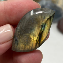 Load image into Gallery viewer, Labradorite Cabochon #20