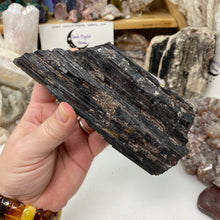 Bild in Galerie-Viewer laden, Black Tourmaline with Muscovite Rough #17