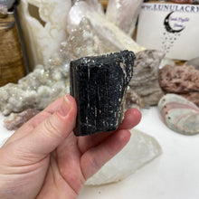 Bild in Galerie-Viewer laden, Black Tourmaline with Muscovite Rough #31