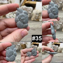 将图像加载到图库查看器中，Calcite Concretion Small Fairy Stones
