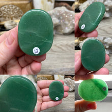 Cargar imagen en el visor de la galería, Green Aventurine Smooth Palm Stones
