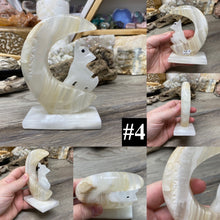 将图像加载到图库查看器中，Onyx 4&quot; Wolf on Crescent Moon from Mexico
