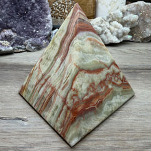 Load image into Gallery viewer, Green Onyx 4" Pyramid #03
