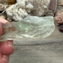 Bild in Galerie-Viewer laden, Prasiolite - Green Amethyst Rough #02
