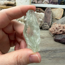 Bild in Galerie-Viewer laden, Prasiolite - Green Amethyst Rough #03
