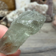 Bild in Galerie-Viewer laden, Prasiolite - Green Amethyst Rough #04
