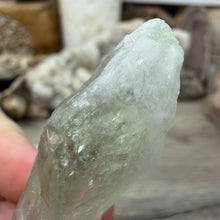 将图像加载到图库查看器中，Prasiolite - Green Amethyst Rough #06
