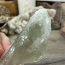 将图像加载到图库查看器中，Prasiolite - Green Amethyst Rough #06
