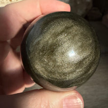 Cargar imagen en el visor de la galería, Gold Sheen Obsidian 54mm Sphere #01

