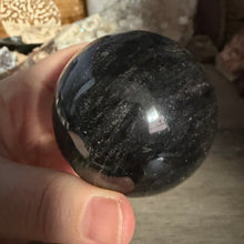 Bild in Galerie-Viewer laden, Silver Sheen Obsidian 60mm Sphere #06
