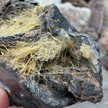 Bild in Galerie-Viewer laden, Hematite with Exposed Golden Rutile #04
