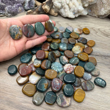 将图像加载到图库查看器中，Ocean Jasper Coin Size Pocket Stones
