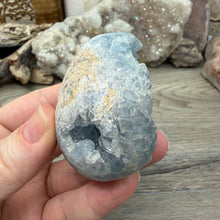 Load image into Gallery viewer, Celestite Semi-Polished Egg #02
