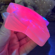 Load image into Gallery viewer, Pink Calcite / Mangano Calcite 2.75" Star #03
