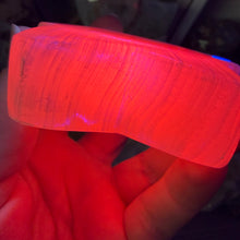 Carica l'immagine nel visualizzatore di Gallery, Pink Calcite / Mangano Calcite 3" Star #05
