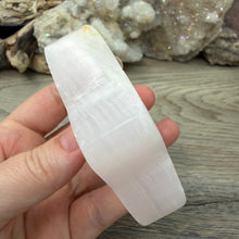 Load image into Gallery viewer, Pink Calcite / Mangano Calcite 3" Star #08
