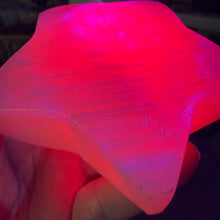 Carica l'immagine nel visualizzatore di Gallery, Pink Calcite / Mangano Calcite 3" Star #10
