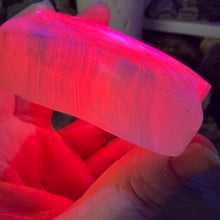 Carica l'immagine nel visualizzatore di Gallery, Pink Calcite / Mangano Calcite 3" Star #10
