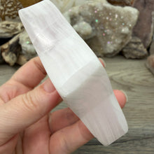 Load image into Gallery viewer, Pink Calcite / Mangano Calcite 3" Star #14
