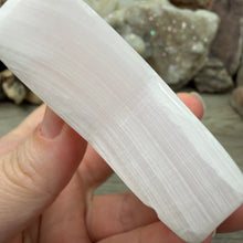 Load image into Gallery viewer, Pink Calcite / Mangano Calcite 3" Star #14
