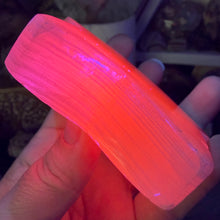 Load image into Gallery viewer, Pink Calcite / Mangano Calcite 3" Star #14
