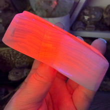 Load image into Gallery viewer, Pink Calcite / Mangano Calcite 3" Star #14
