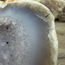 Load image into Gallery viewer, Agate Polished Geode #02

