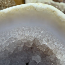 Load image into Gallery viewer, Agate Polished Geode #02
