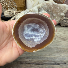 Load image into Gallery viewer, Agate Polished Geode #03
