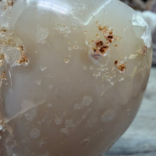 Load image into Gallery viewer, Agate Polished Geode #04
