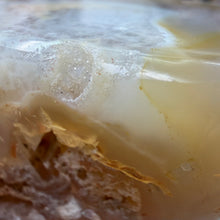 Load image into Gallery viewer, Agate Polished Geode #04
