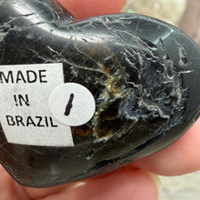 Bild in Galerie-Viewer laden, Black Tourmaline with Hematite Heart #01
