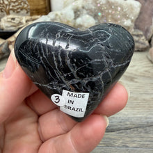 Bild in Galerie-Viewer laden, Black Tourmaline with Hematite Heart #03
