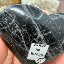 Bild in Galerie-Viewer laden, Black Tourmaline with Hematite Heart #05
