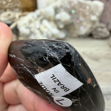 Bild in Galerie-Viewer laden, Black Tourmaline with Hematite Heart #07
