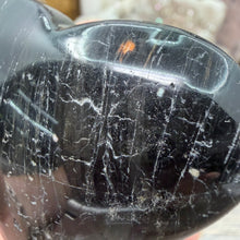 Bild in Galerie-Viewer laden, Black Tourmaline with Hematite Heart #10
