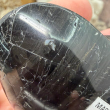 Bild in Galerie-Viewer laden, Black Tourmaline with Hematite Heart #10
