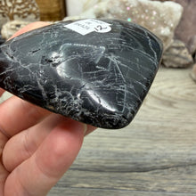 Carica l'immagine nel visualizzatore di Gallery, Black Tourmaline with Hematite Heart #12
