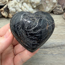 Carica l'immagine nel visualizzatore di Gallery, Black Tourmaline with Hematite Heart #13
